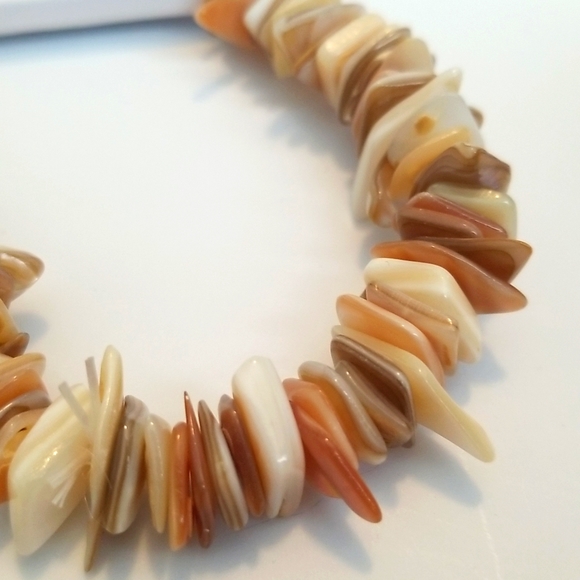 3 for $15 Shell Bracelet - Picture 2 of 5